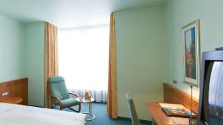 Hirsch Hotel - Ostfildern - 9