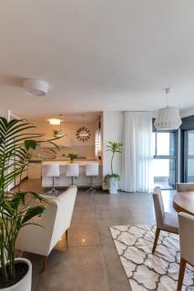 Sea & Sunset Apartment - Bat Yam - 2