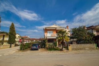 ANA house with apartments - Umag - 0