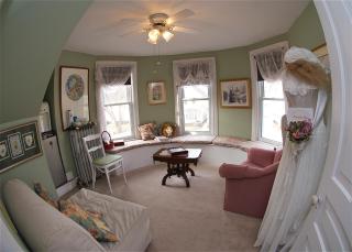 Bondy House Bed & Breakfast - Amherstburg - 1