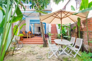 Local Beach Homestay - 4