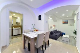 Apartment Frenki- Tkalčićeva -self check in-free parking - Zagabria - 0