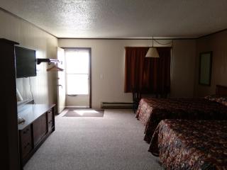 Budget Host 4U Motel - Bowman - 7