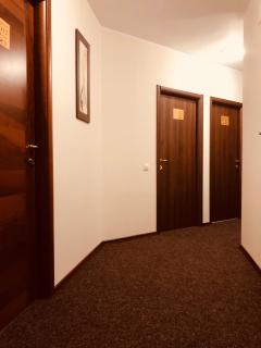 Monte Carlo Palace Rooms - Bucarest - 5