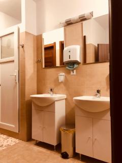 Monte Carlo Palace Rooms - Bucarest - 3