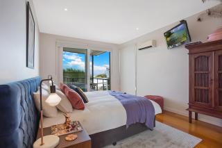12 Apostles Accommodation Anchors Beach House with sea views - 1