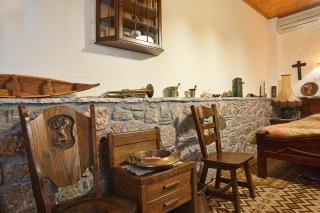Alexandros Pension - Delphi - 8