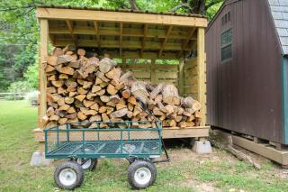 Bear Valley- Riverfront with hot tub - Starlink Satellite Wi-Fi - 1