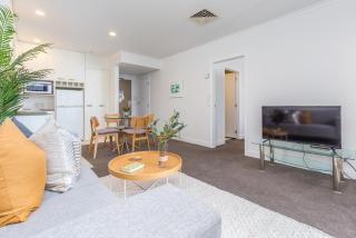 Gorgeous Apartment! Nice Views, Pool and Gym. - Auckland - 3