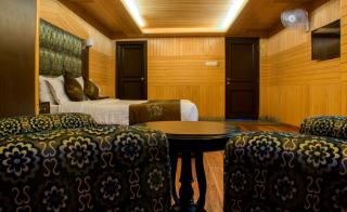 Hotel PACIFIC - Srinagar - 4