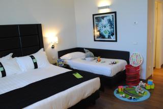 Holiday Inn Genoa City by IHG - Genoa - 5
