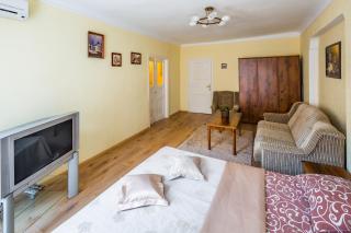 Apartment Krakivska 15 - Lviv - 9