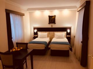 Buyuk Velic Hotel - 4