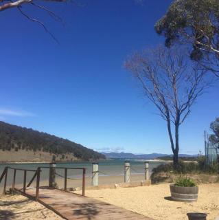 Steeles Island Retreat - Carlton - 3