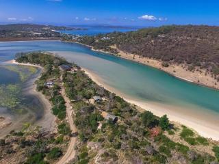 Steeles Island Retreat - Carlton - 2
