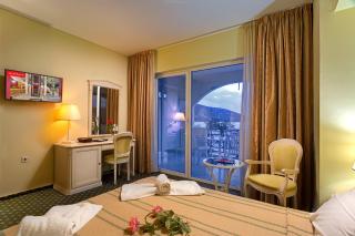 Angelika Pallas Hotel - 2