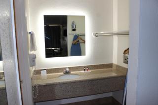 Howard Johnson by Wyndham Holbrook - Holbrook - 3