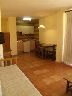 Apartamentos Bora Bora - Adults Only - Playa d'en Bossa - 7