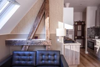 Charming FRIEDA - Maybach - 6