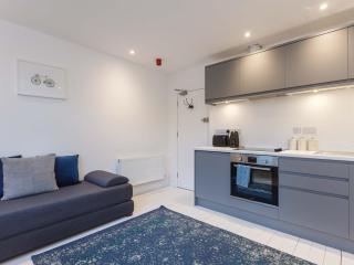 Dale House - Vivre Retreats - Bournemouth - 4
