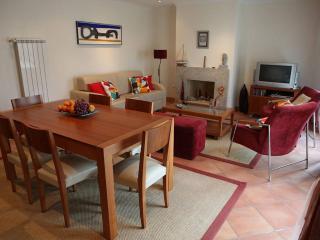 Beach House, 50 meters from the sea - São Pedro de Muel - 8