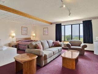 Days Inn by Wyndham Johnson Creek - Johnson Creek - 3