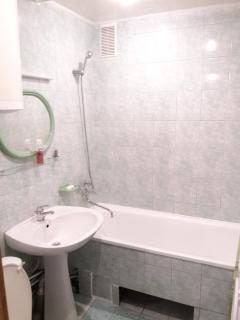 Апартаменты в центре - Cherkasy - 4