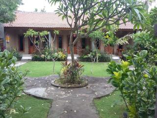 Molleh Guest House - Pemuteran - 8