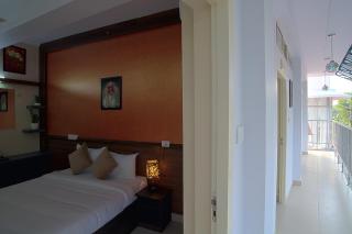 Gems 9 Airport Hotel - Cochin - 5