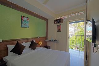 Gems 9 Airport Hotel - Cochin - 4