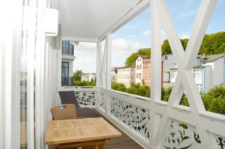 Villa "Johanna" Sellin - WG12 mit Kamin und zwei Balkonen - Ostseebad Sellin - 8