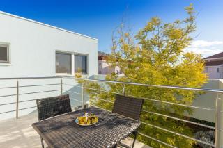 Villa Mermaid Your Croatian Haven with Luxury Pool and Scenic Views - Podstrana - 3