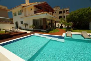 Casa do Artista a 60m do mar, piscina, 4 quartos - Bombinhas - 1