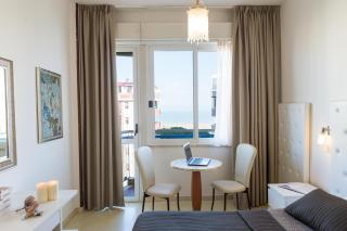 Hotel La Perla Rimini - Rimini - 3