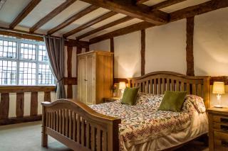 The Three Gables - Stratford-upon-Avon - 1