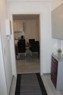 Gut gelegenes Appartment mit Wifi, Parkplatz, Wama, Trockner usw. - 8