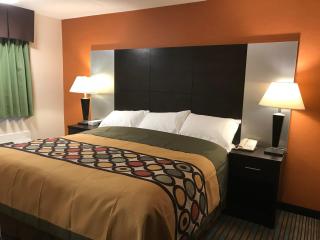 Bay Hill Inns & Suites - Neepawa - 0