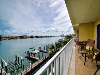 Bay Harbor 302 - Clearwater Beach - 0