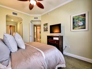 Belle Harbor 402W - 4