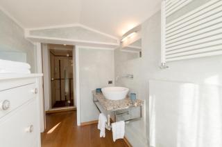 Savoia & Jolanda Apartments 2 - Venice - 8