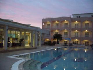 Rhodian Rose Hotel - Faliraki - 4