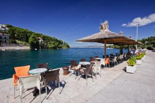 Guest House Nevena - Splitska - 2