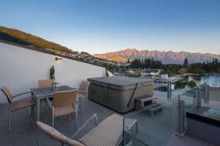 Shotover Penthouse & Spa by Staysouth - Queenstown - 1