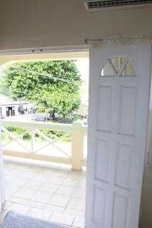 The Relax Inn - Saint George's - 7