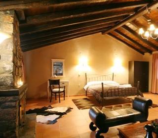 Grand House Suites - 9
