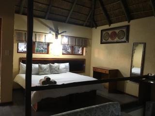 Mabalingwe Elephant Lodge - Bela-Bela - 8