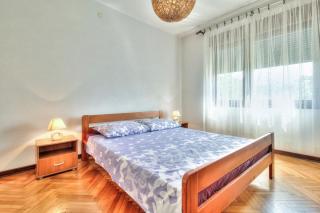 LOVRIĆ house with apartments - Umag - 9
