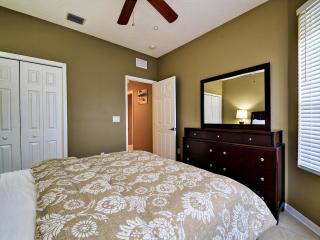 Island Key Condos 302 - Clearwater Beach - 7