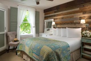 Squam Lake Inn - Holderness - 3