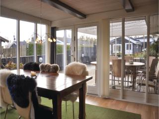 Five-Bedroom Holiday Home In Otterup - 3